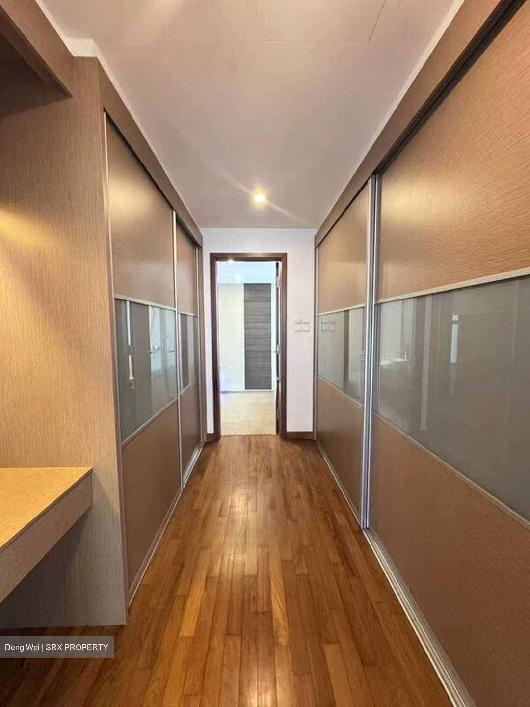 Lornie Road (D11), Terrace #604990831